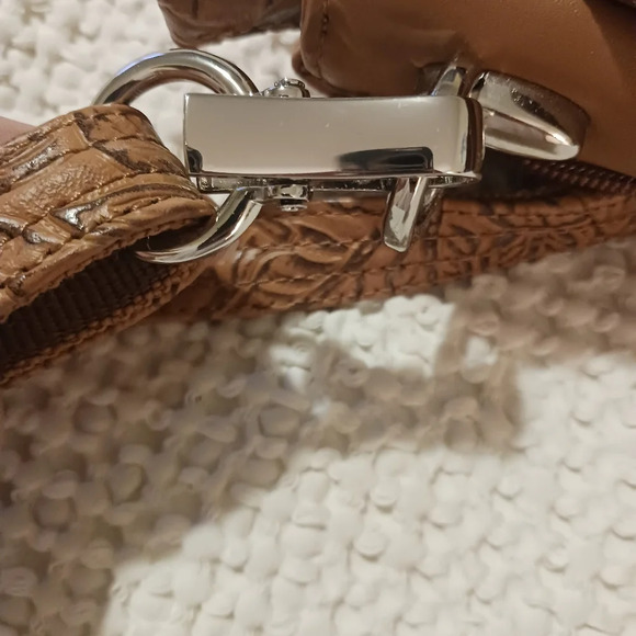 Concealed Carry Tan Tooled Cowhide Organizer Crossbody by Gun Tote'n Mamas EUC - Picture 10 of 16